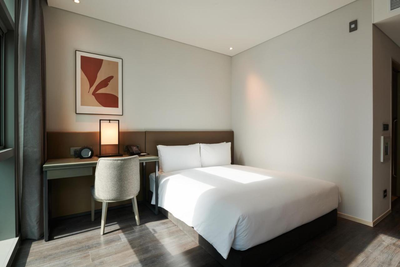 Nine Tree Premier Rokaus Hotel Seoul Yongsan Seoul